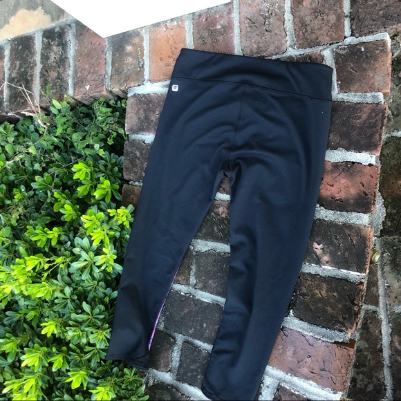 Fabletics Pink & purple leggings size small - Picture 3 of 5